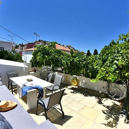 Hydra Art Suites ภายนอก รูปภาพ