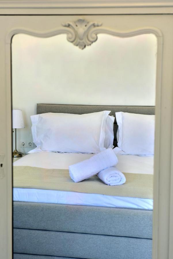 Hydra Art Suites ภายนอก รูปภาพ