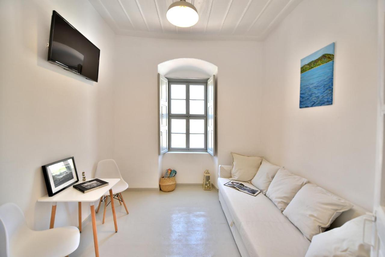 Hydra Art Suites ภายนอก รูปภาพ