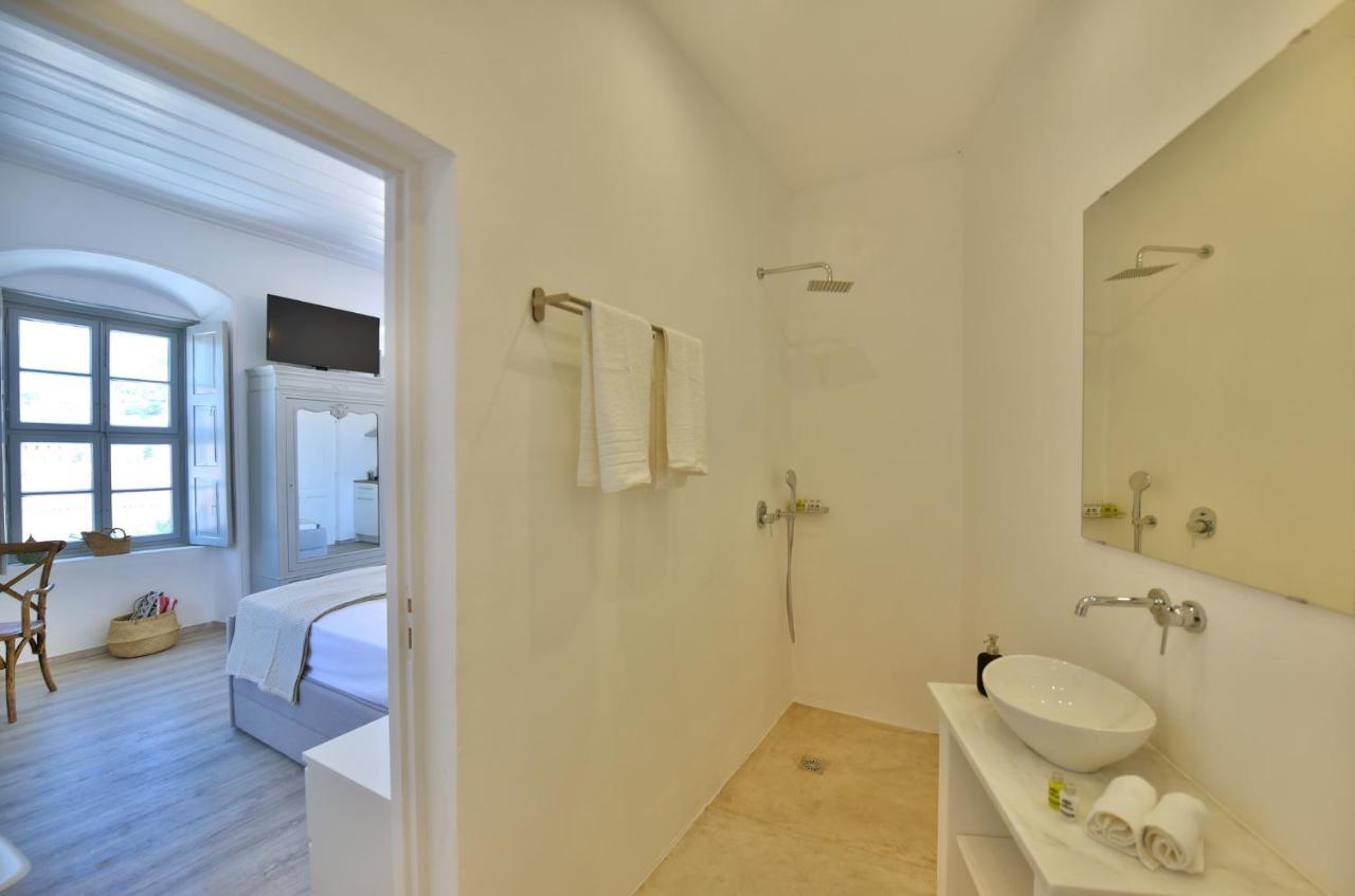 Hydra Art Suites ภายนอก รูปภาพ